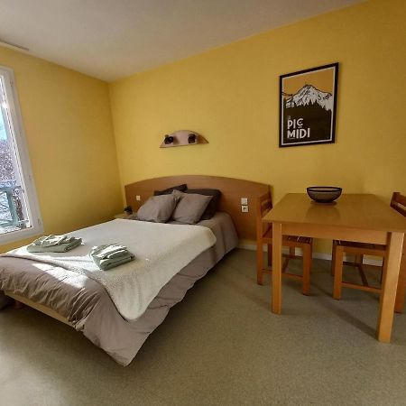 Studio Tres Bien Situe, Belle Vue, Parking Prive Bagnères-de-Bigorre Exterior foto
