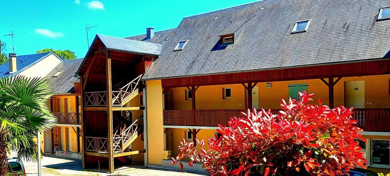 Studio Tres Bien Situe, Belle Vue, Parking Prive Bagnères-de-Bigorre Exterior foto